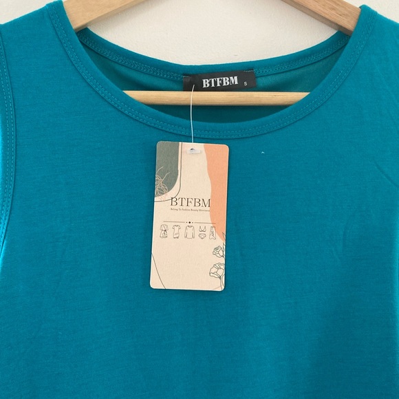 ๐ Turquoise Ruched Mini Dress NWT - Picture 3 of 3